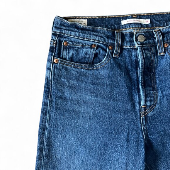 Levi’s NWOT Wedgie Straight Jeans Dark Wash “Unstoppable Wear” Button Fly 28 - Picture 5 of 11